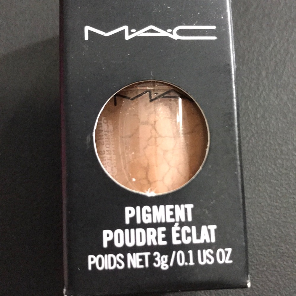 Mac pigment